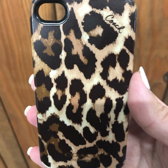 Coach iPhone 4 leopard print phone case - Picture 7 of 8